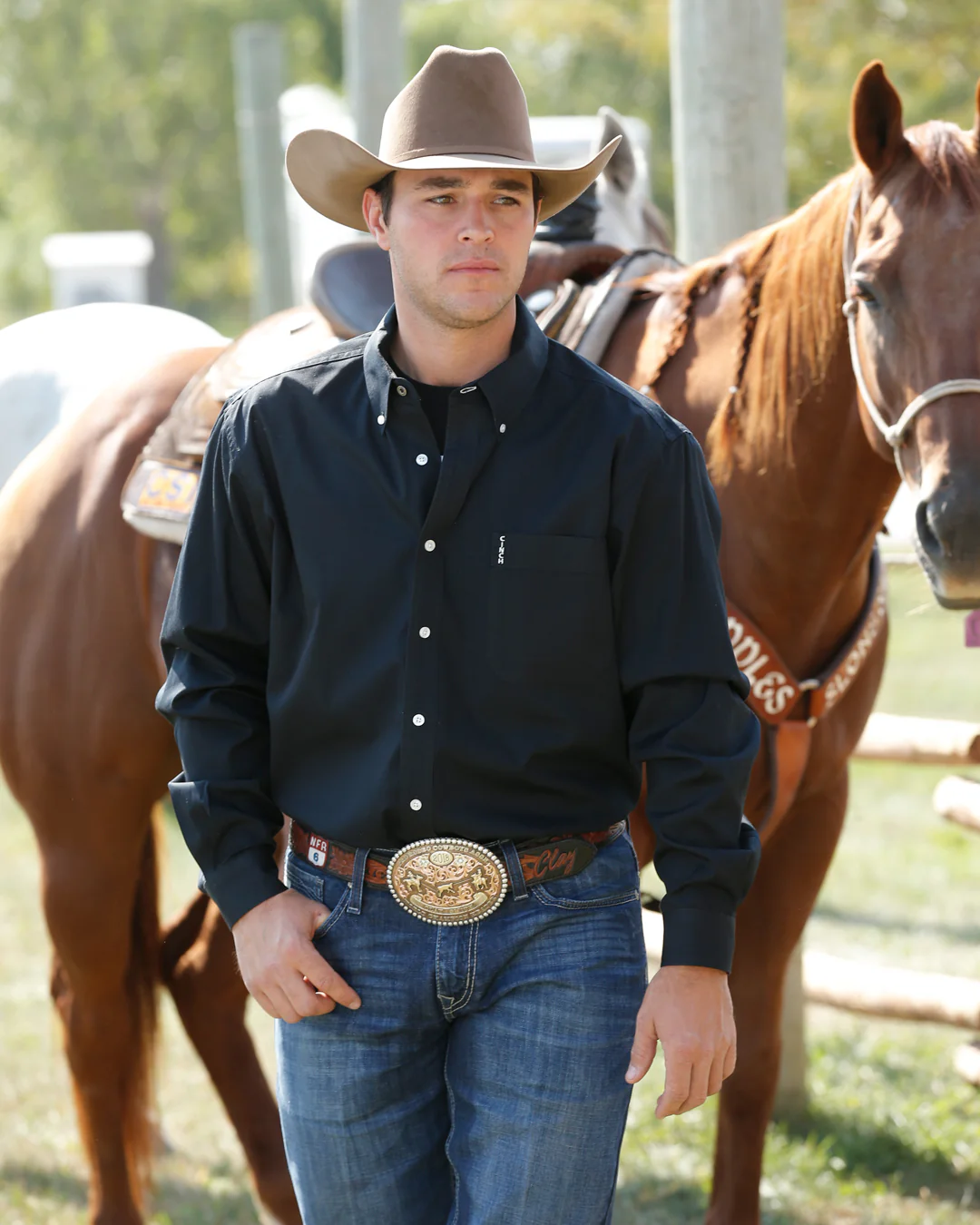 Men's Solid Modern Fit Button-Down Western Shirt - Image 4
