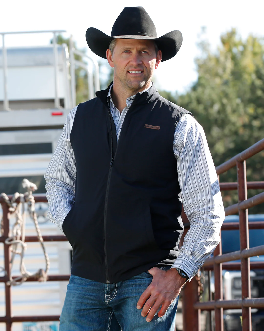 Men's Canvas Vest - Image 4