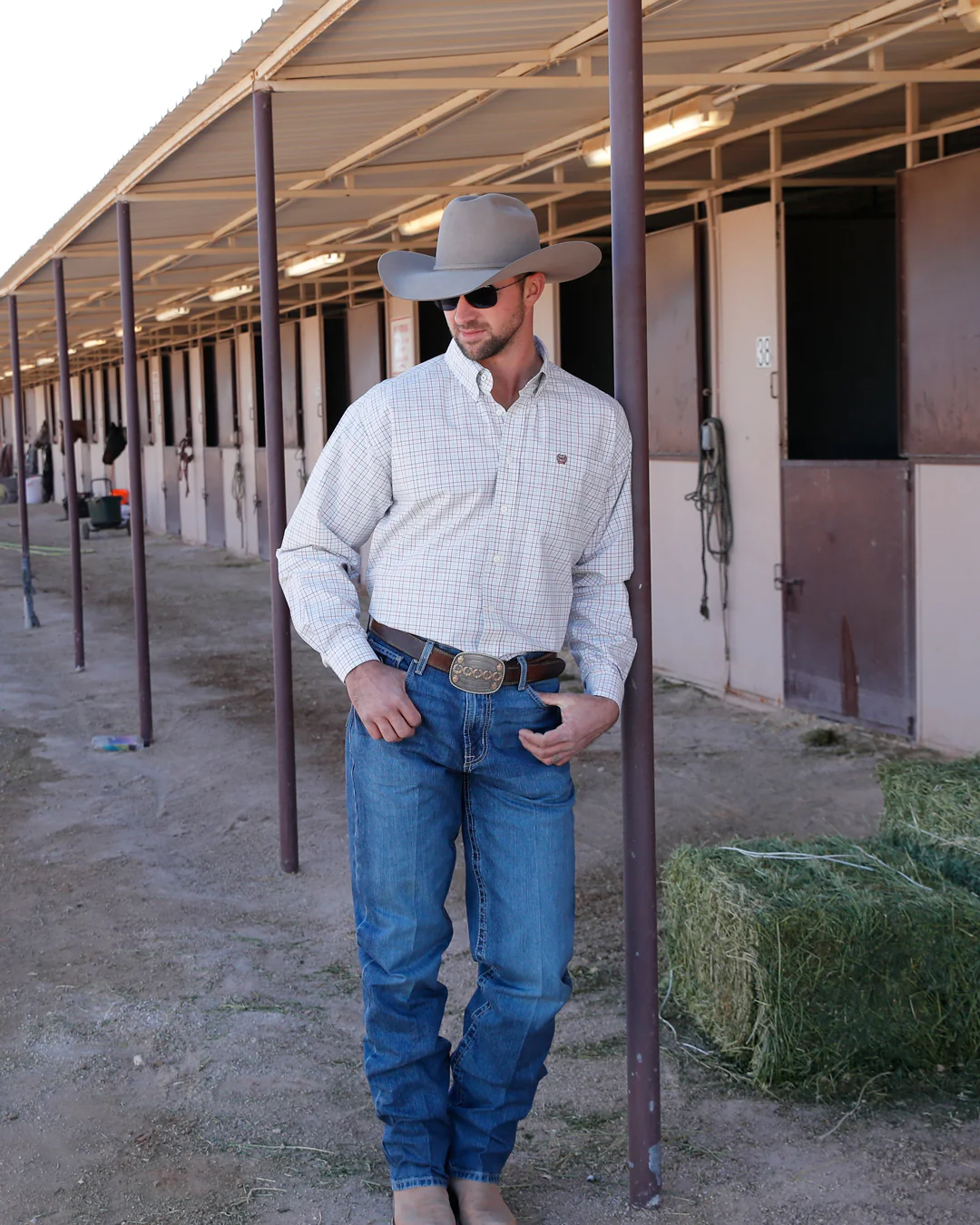 Men's Classic Fit Button-Down Western Shirt - Image 4