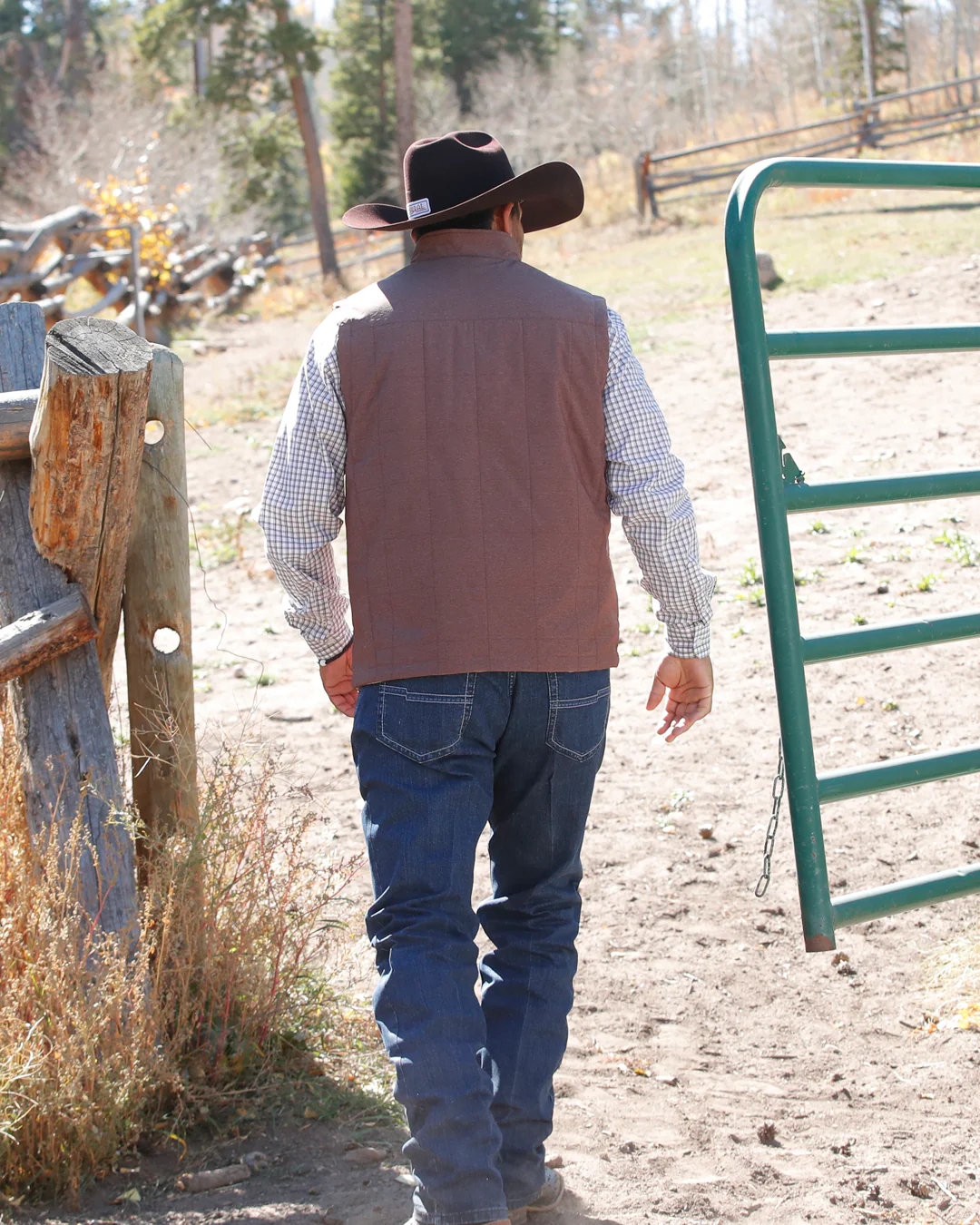 Men's Reversible Vest - Image 7