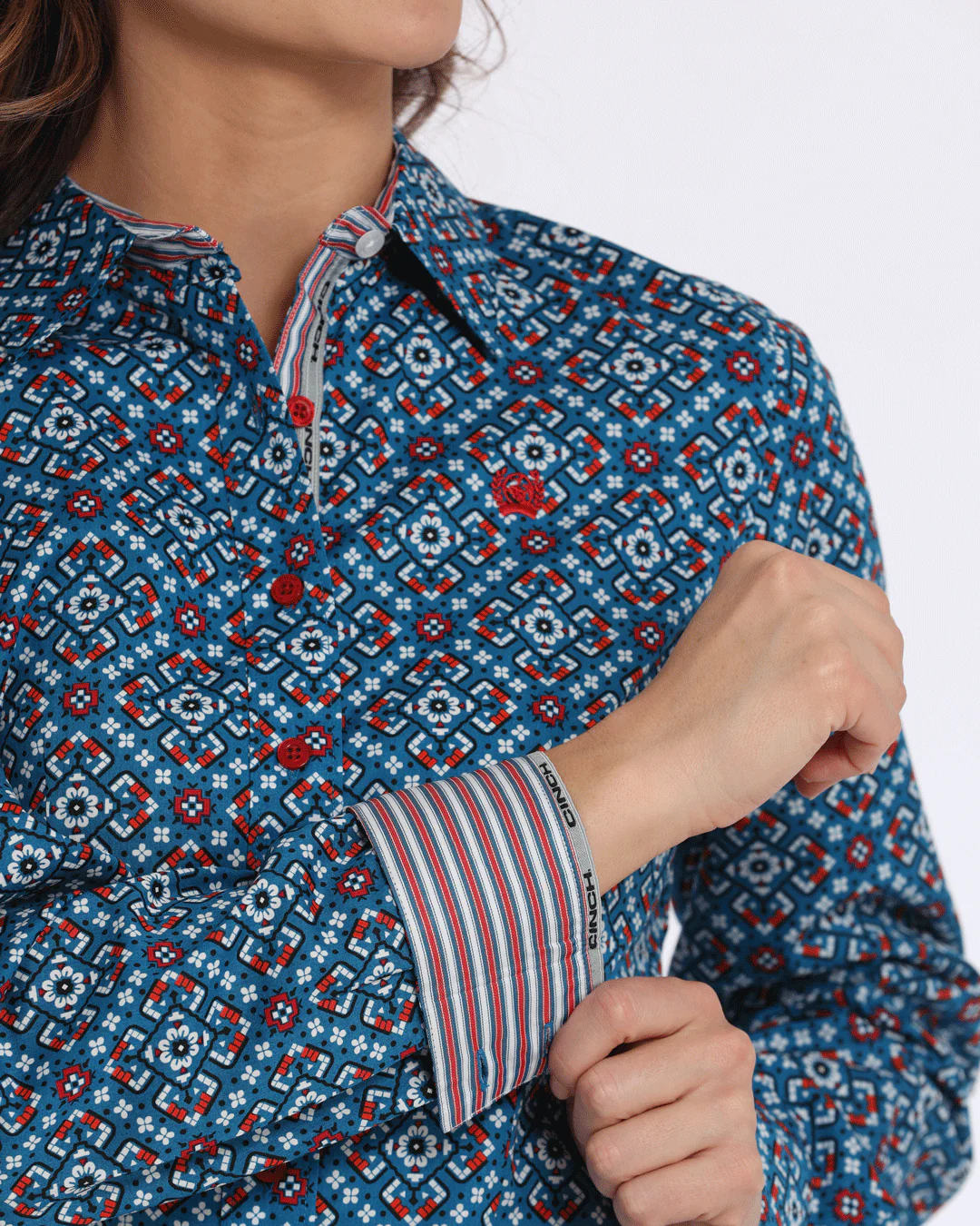 Women's Arena Fit Button-Down Western Shirt - Image 2
